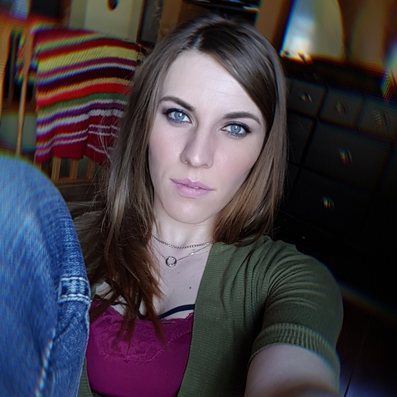 Meet your Posher, Jenness - Picture 1 of 1